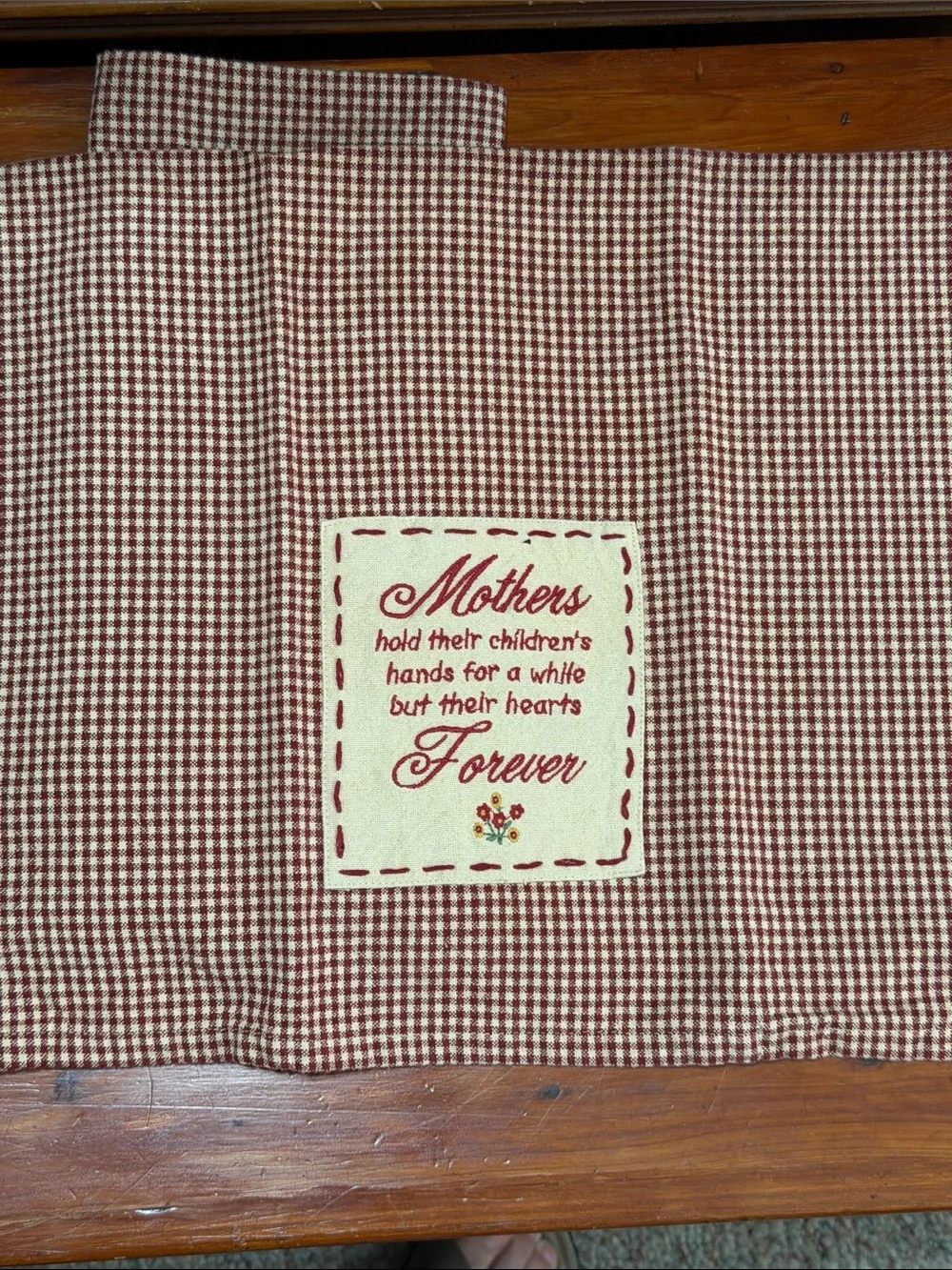 Vtg Country Gingham Mother’s Day / Kitchen Hand Towels Set of 2